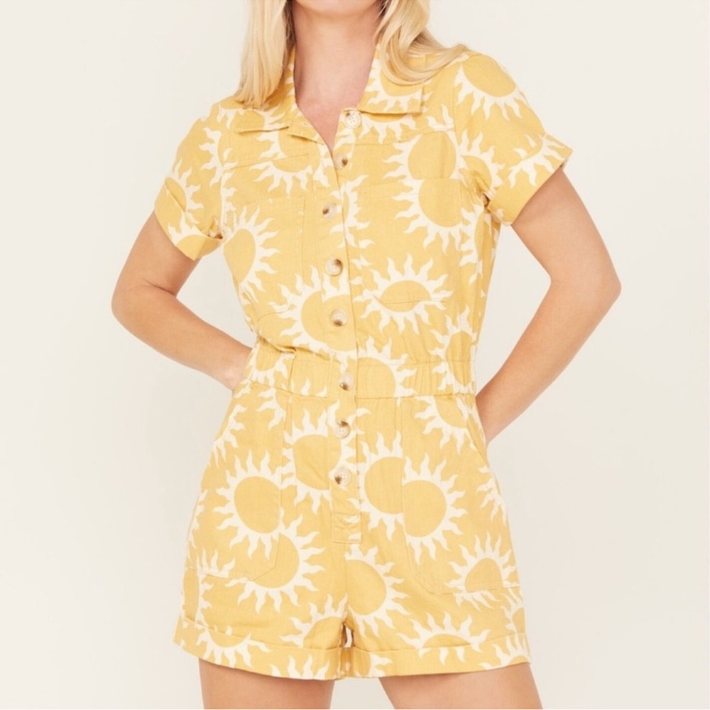 Sun yellow Romper